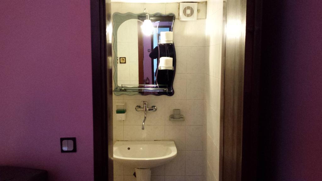Guest House Gaja Novi Sad Room photo